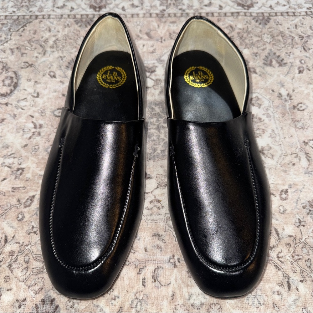 L.B. Evans Duke Opera Slip On  Mens Black Casual Slippers 2751LB Size 10 NWOB